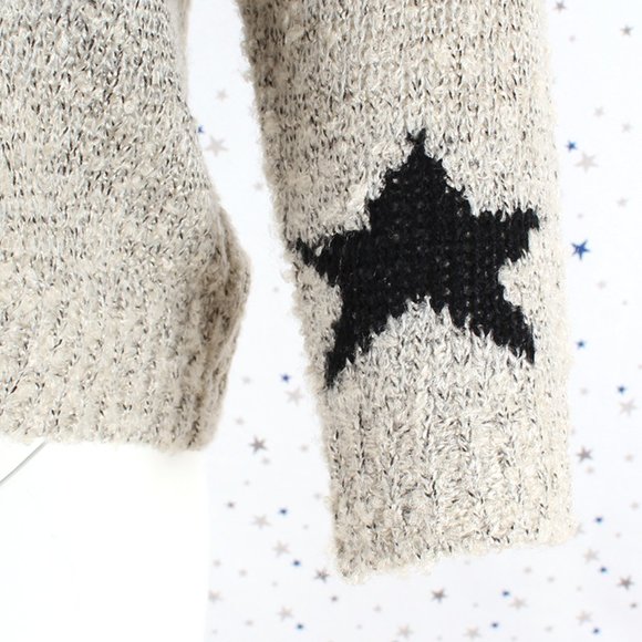 Oversized Star Pattern Pullover Knit Sweater - Picture 4 of 7